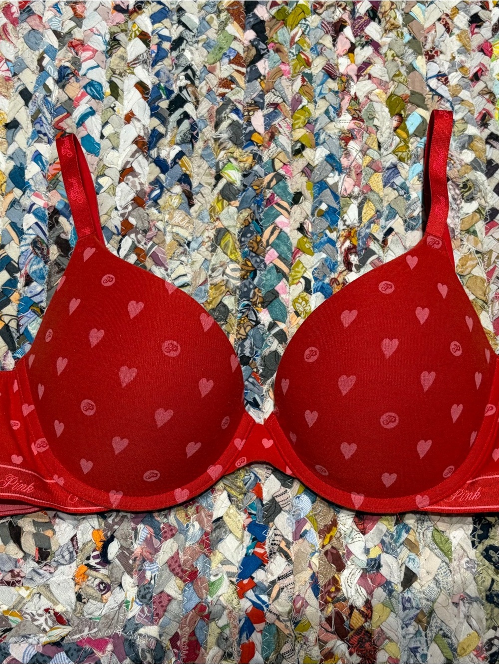Victoria's Secret PINK Red Heart T-Shirt Bra